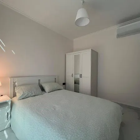 Exodus Nature One Bedroom